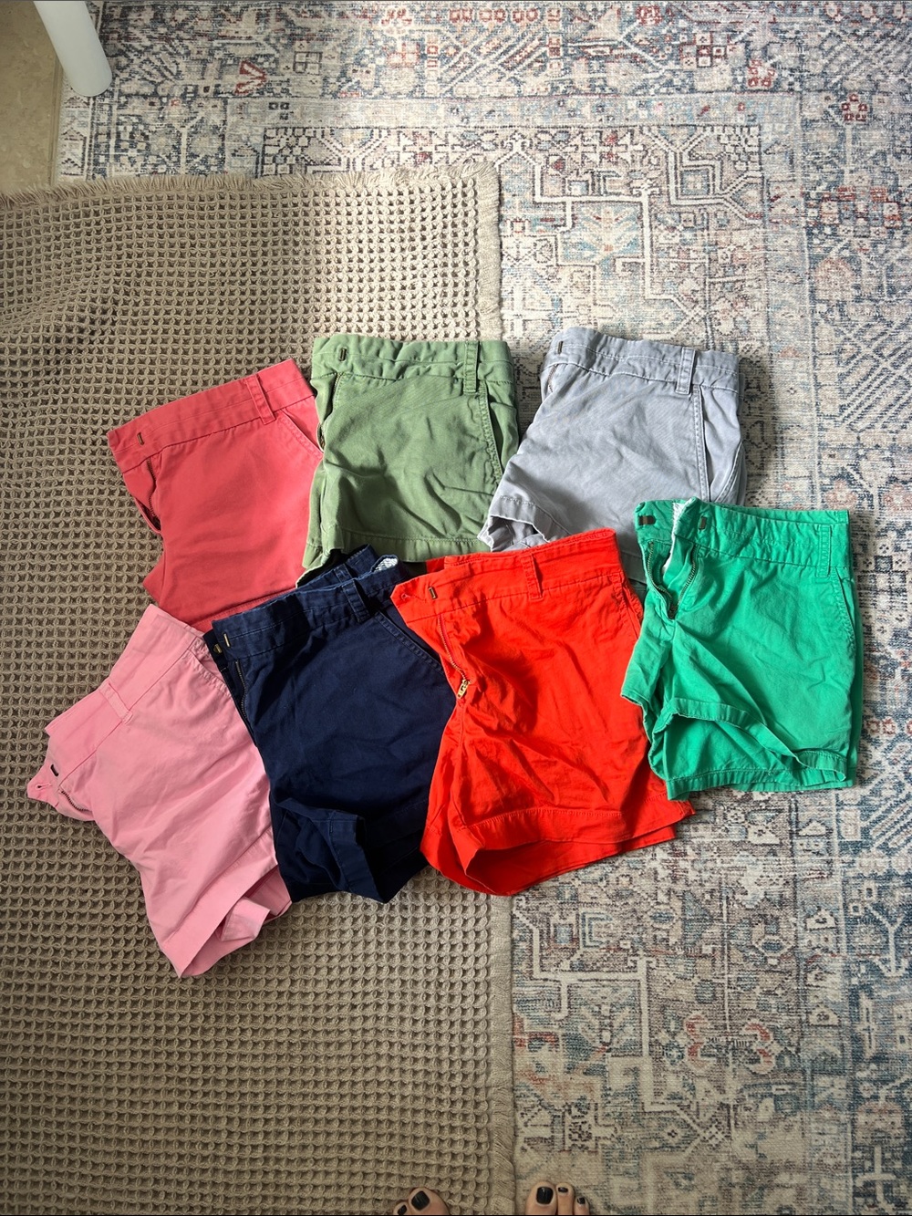 (7) Women’s JCrew Chino Shorts